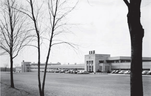 an old black and white photo of the IBM building on Don Mills Road in 1954 